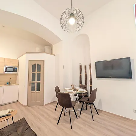 Apartamento Rumbach 1 *